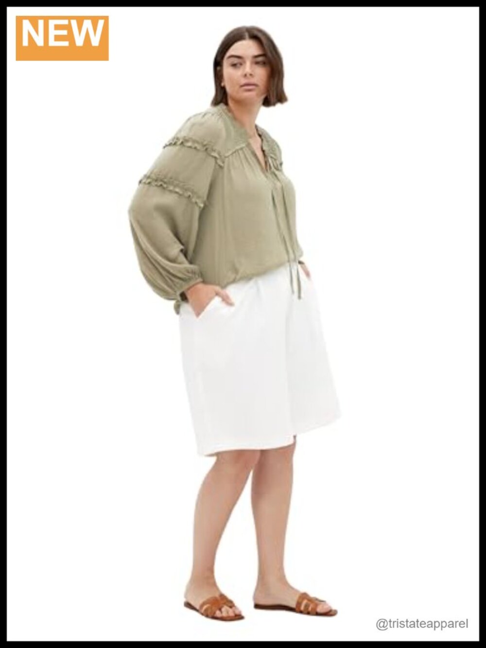 City Chic Plus Size V-Neck Long Sleeve Crinkle Blouse - Drama Queen